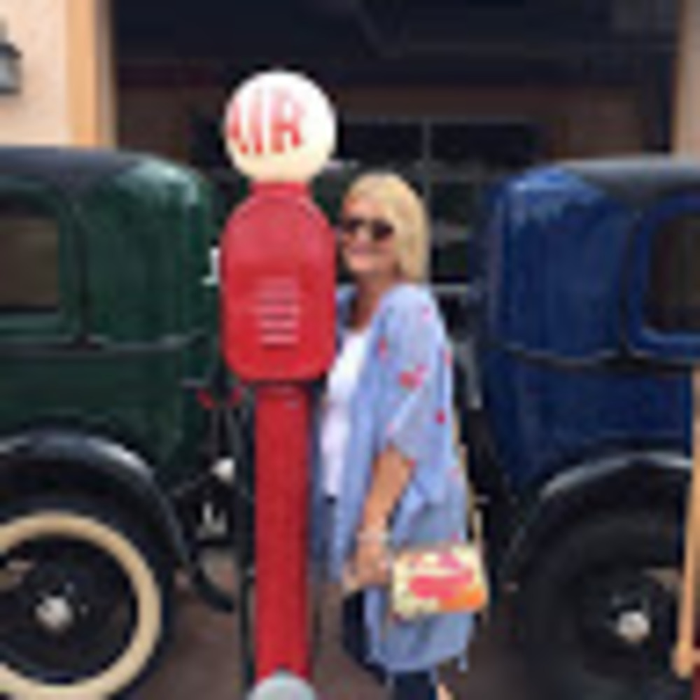 Meet your Posher, Shelley